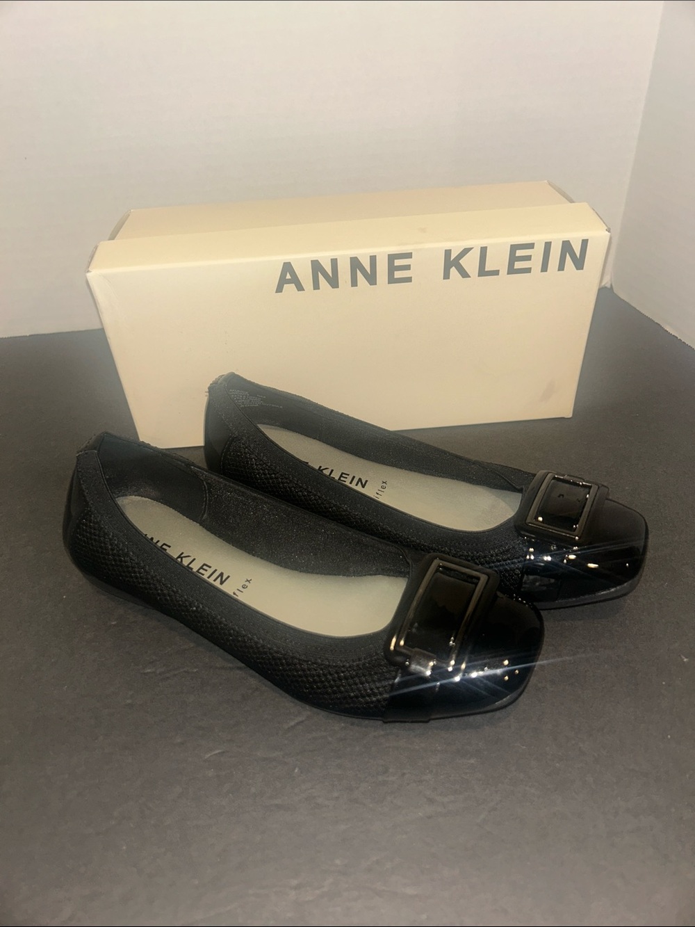 Anne Klein Black Memory Foam Patent Toe Flats with Buckle Accent-Like New-Size 6 - Picture 2 of 6